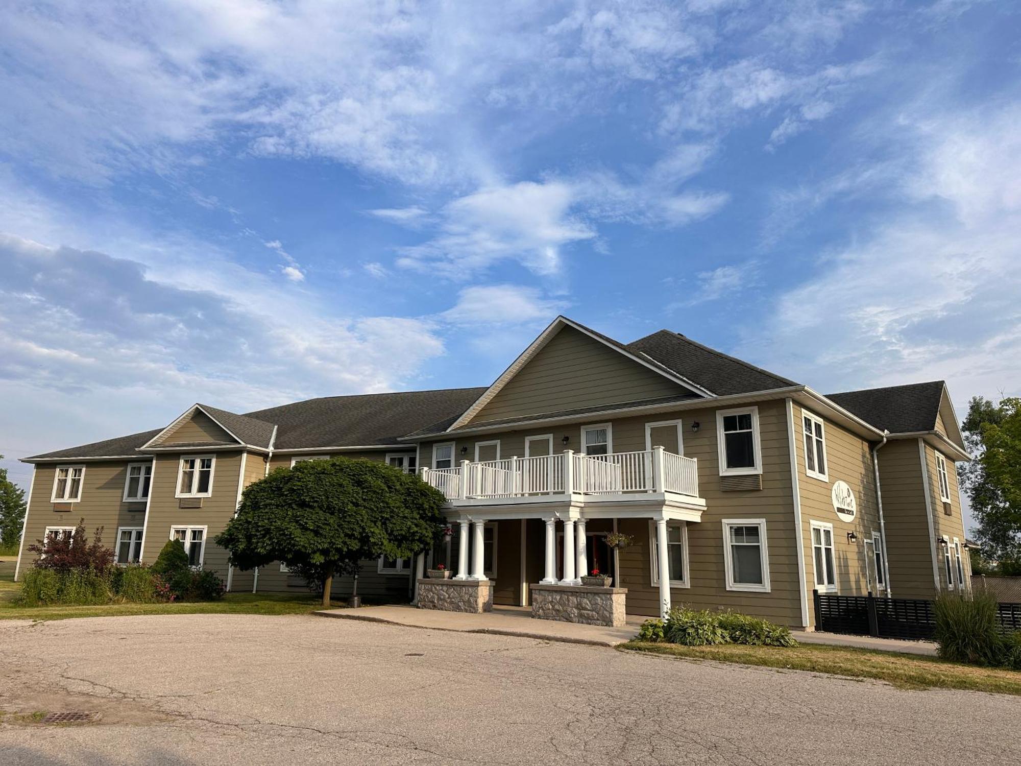 Saint Marys Stone Willow Inn מראה חיצוני תמונה