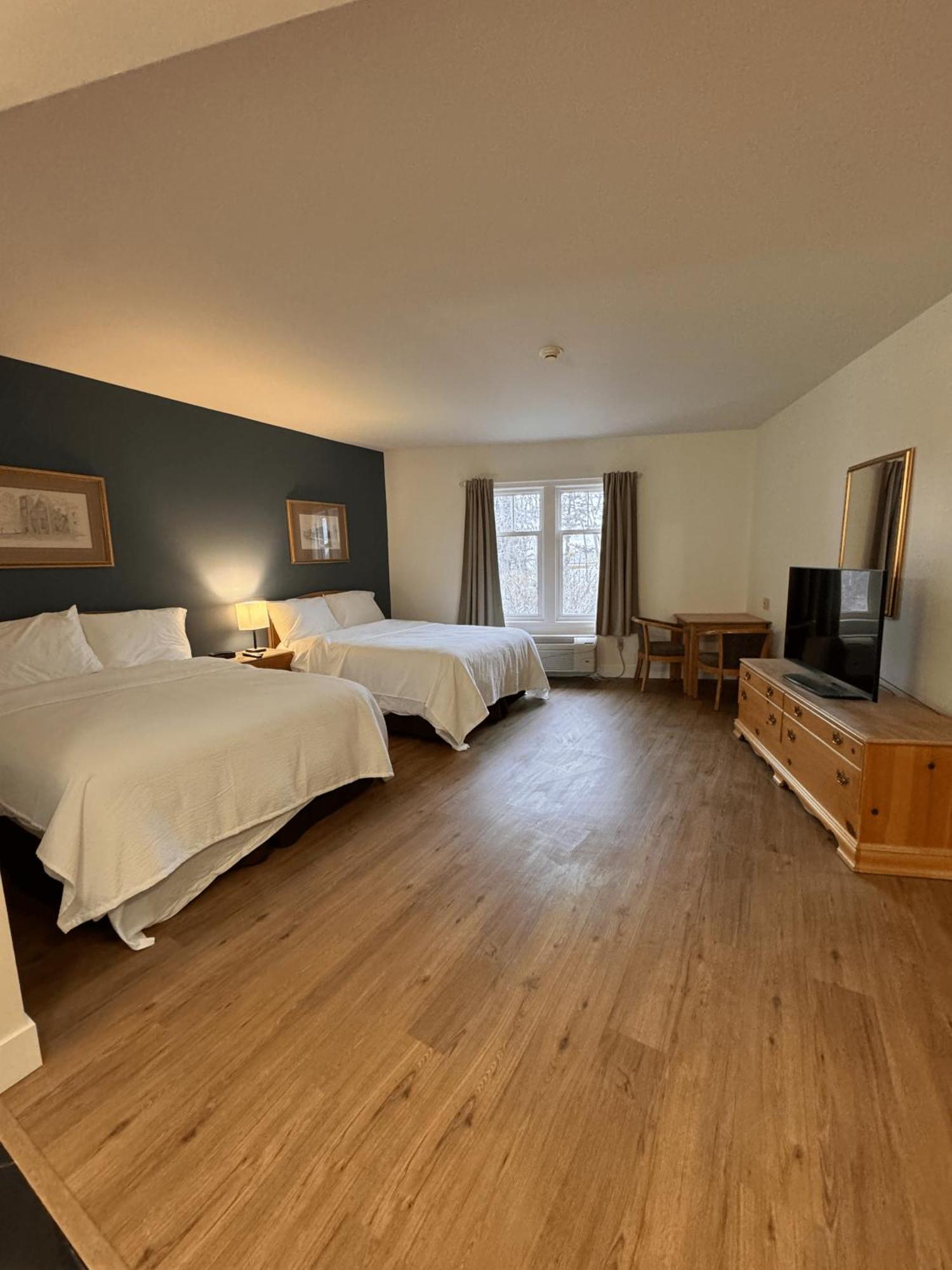 Saint Marys Stone Willow Inn מראה חיצוני תמונה