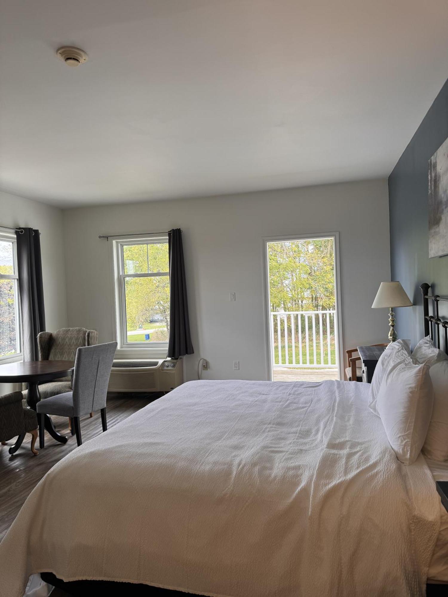Saint Marys Stone Willow Inn מראה חיצוני תמונה