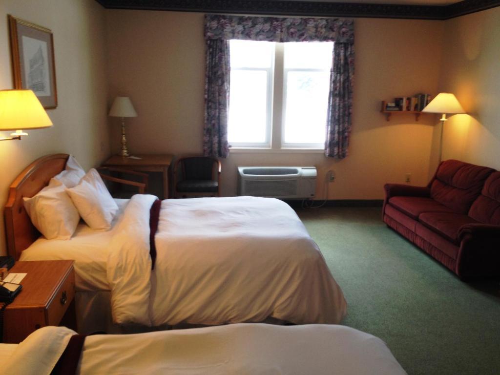 Saint Marys Stone Willow Inn מראה חיצוני תמונה