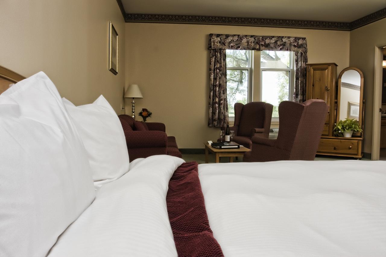 Saint Marys Stone Willow Inn מראה חיצוני תמונה